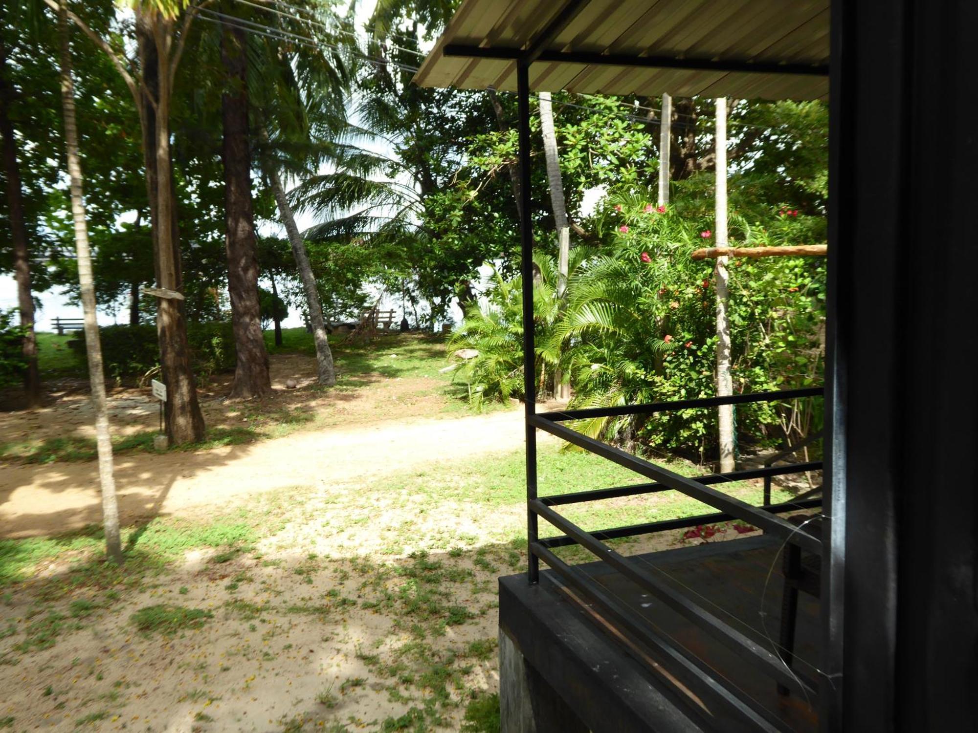 Riviera Resort Batticaloa Bilik gambar