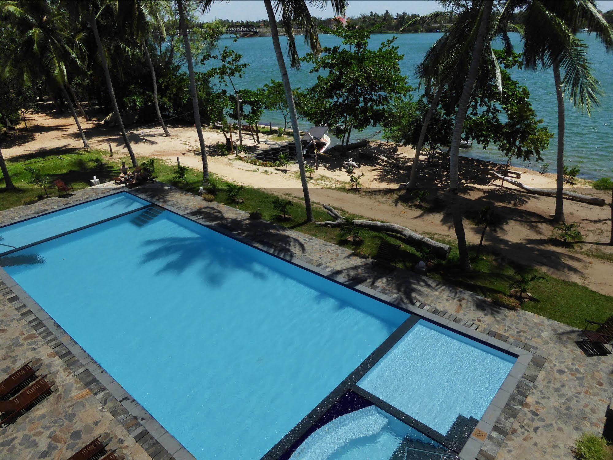 Riviera Resort Batticaloa Luaran gambar