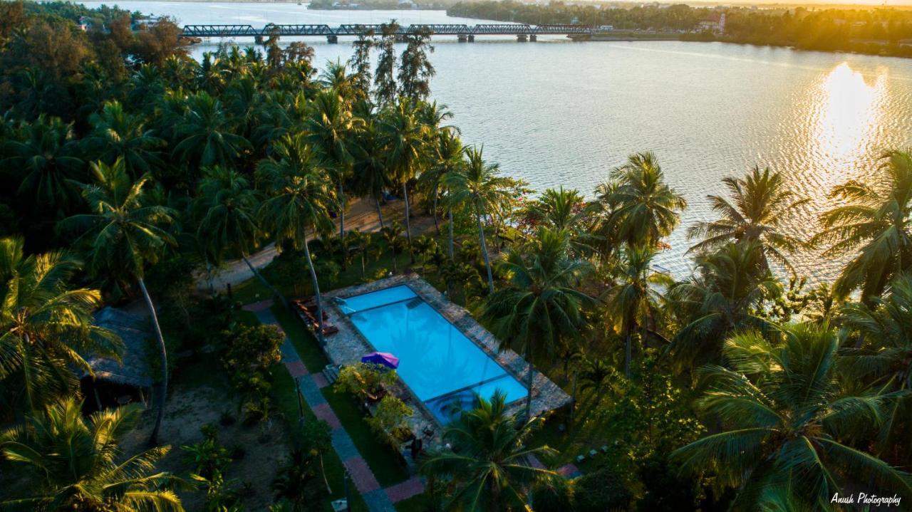 Riviera Resort Batticaloa Luaran gambar