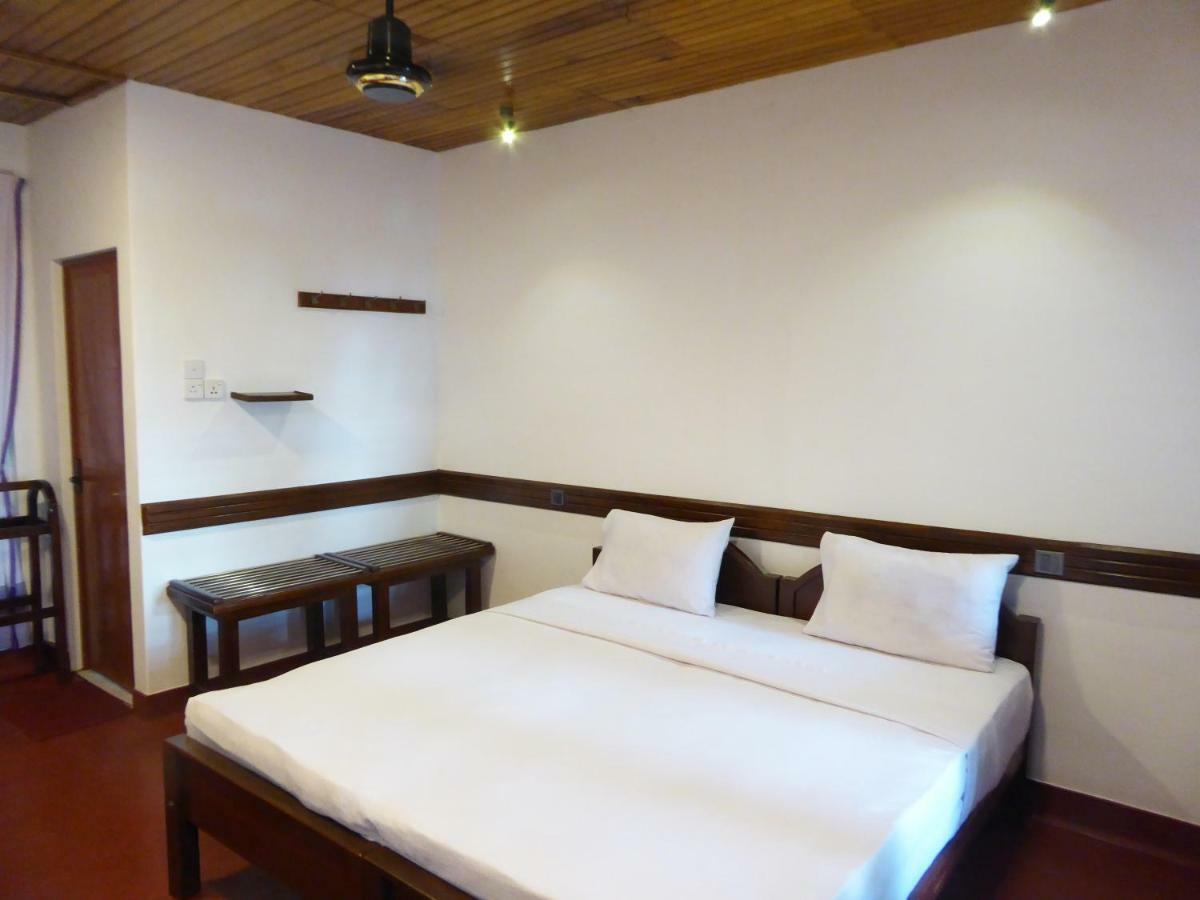 Riviera Resort Batticaloa Luaran gambar